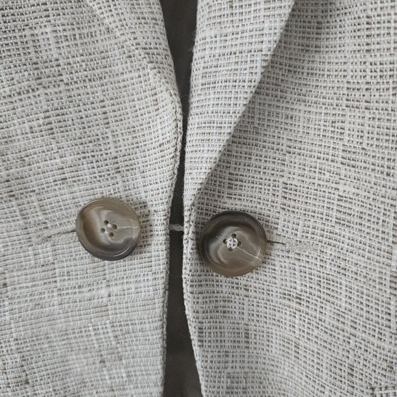 Holt Renfrew Cream/Brown Tweed Blazer Size 8 - Picture 4 of 10